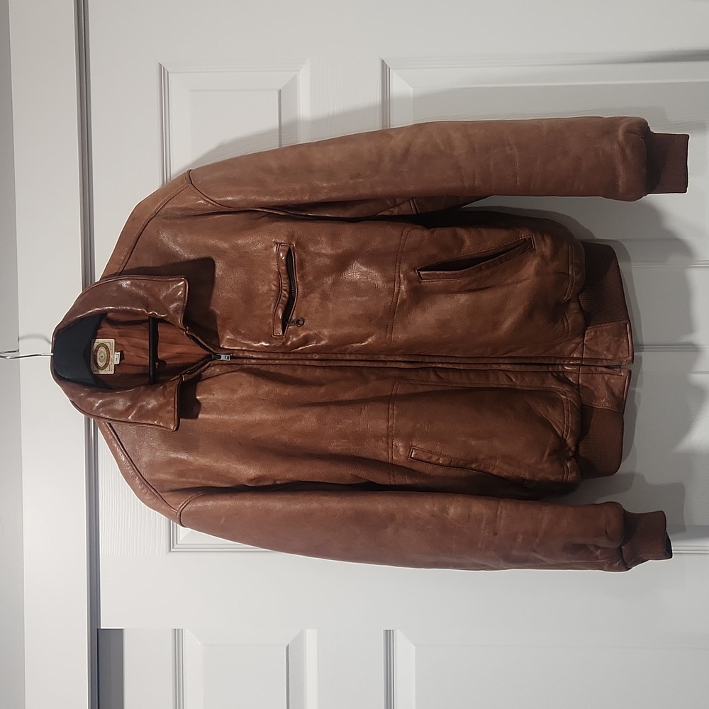 Vintage banana republic leather bomber jacket. XL
